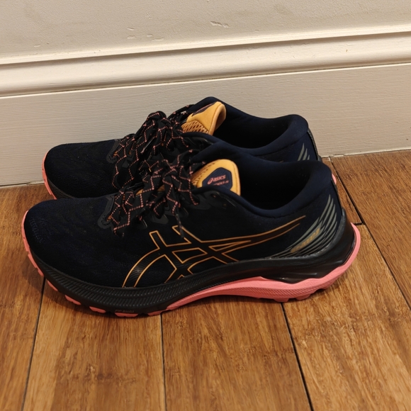 Asics Women's Black and Orange Athletic Shoes - Picture 6 of 10